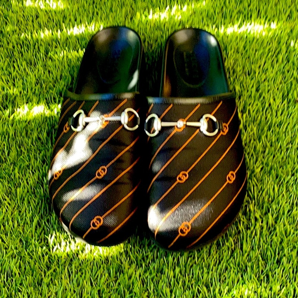 Gucci Men, Horsebit Canvas Mule!